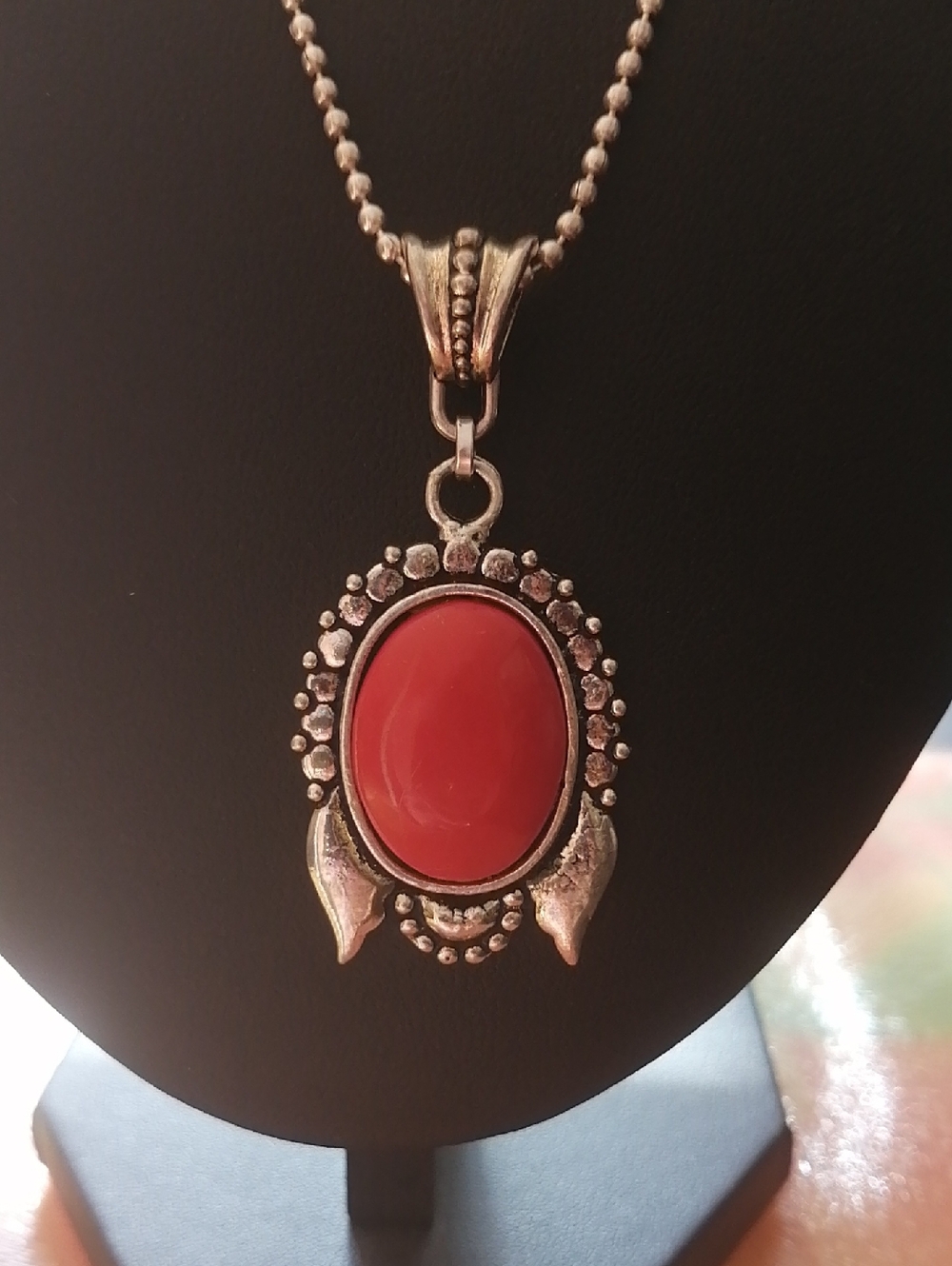 Vintage-Style Red Oval Pendant On Ball Chain 16.5" Long Necklace